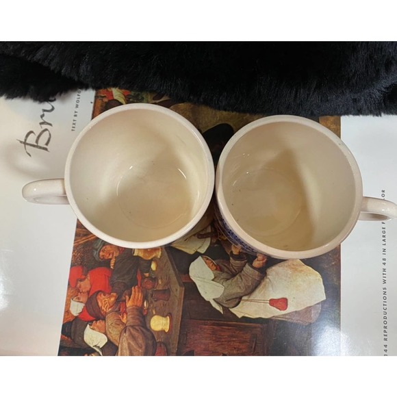 Set of 2 - Vintage USA Pottery Blue Willow Stacking Tea Cups Coffee Mugs Pair - Picture 4 of 7